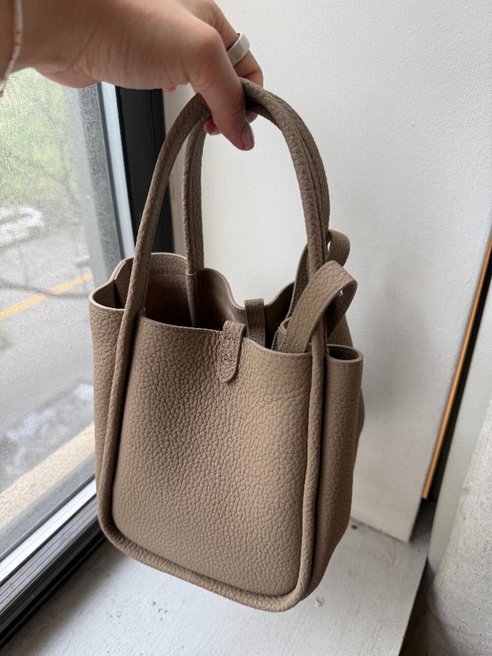 Songmont medium song bag (taupe)